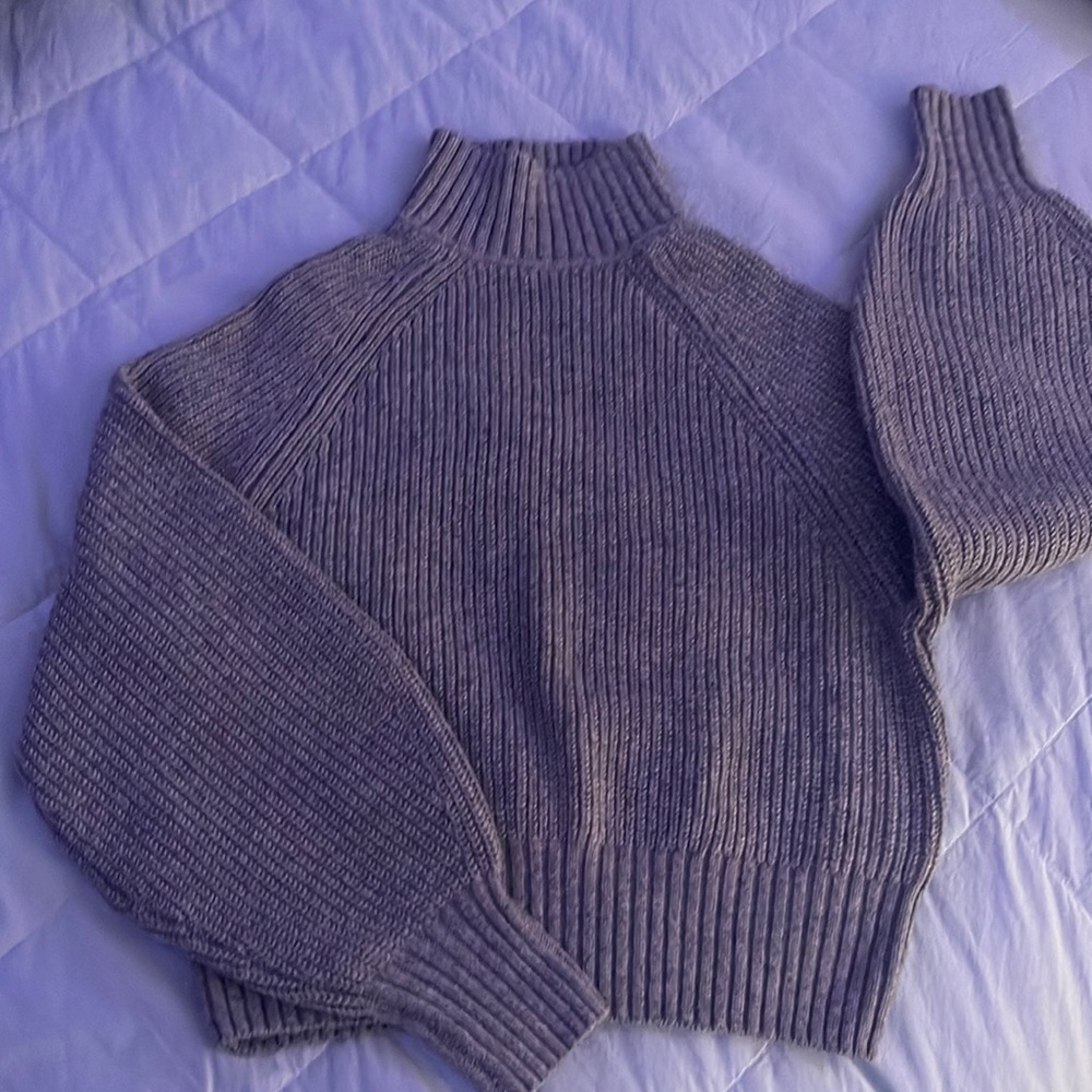 Gray turtle neck sweater only worn once